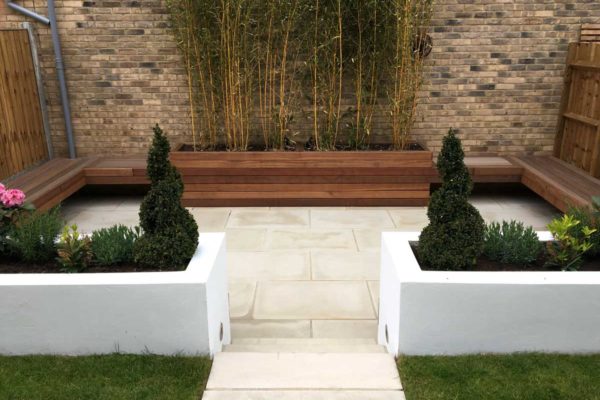 Rendered raised planters